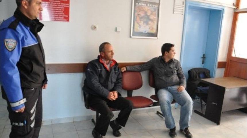 Petrol İstasyonunda Gasp Yapan Ş&uuml;pheli Yakalandı