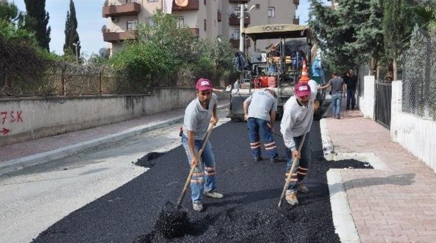 Toroslar&rsquo;da Asfalt &Ccedil;alışmaları S&uuml;r&uuml;yor