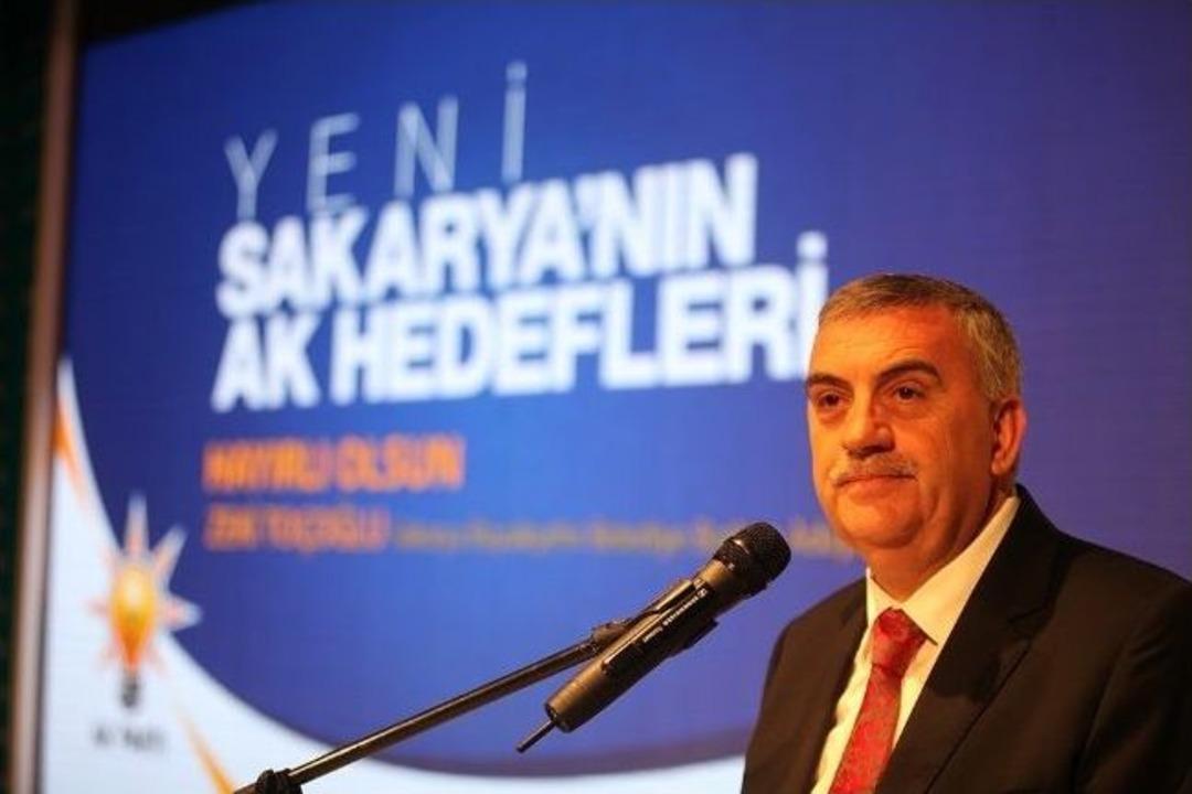 Başkan To&ccedil;oğlu Projelerini Tanıttı