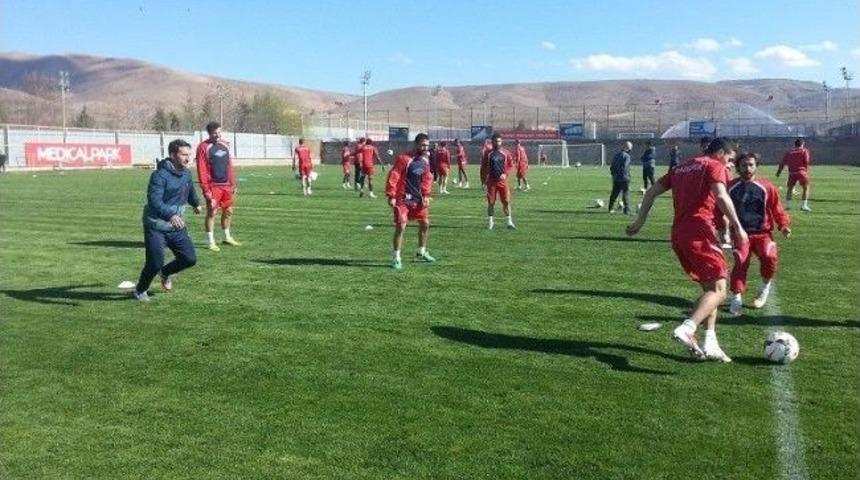 Elazığspor&rsquo;da, Trabzonspor Mesaisi S&uuml;r&uuml;yor