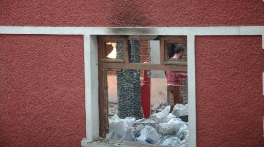 Balıkesir'de Yangın Paniği