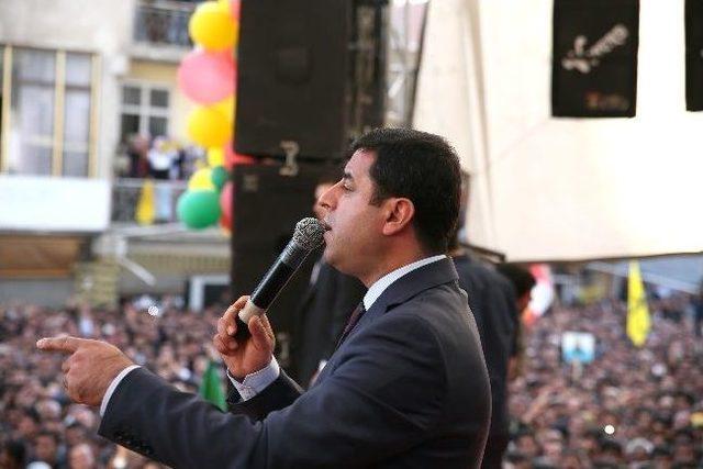 Bdp Genel Başkanı Demirtaş Erciş’te