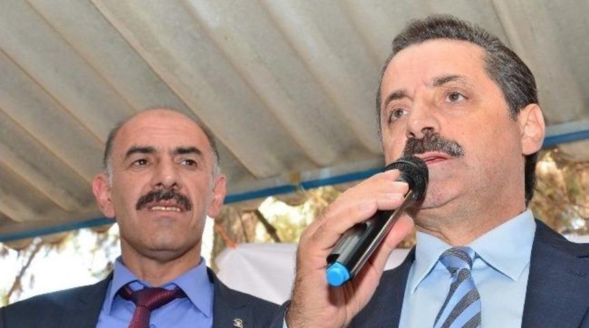 Bakan &Ccedil;elik, Viranşehir&rsquo;de Vatandaşlarını Sorunları Dinledi