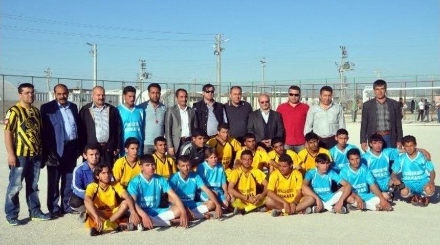 Pursaklar Belediyesi&rsquo;nden &Ccedil;adır Kentteki Sporculara Destek