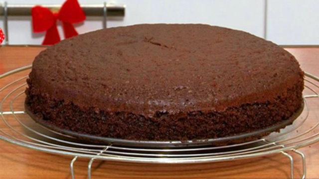 Kakaolu sünger kek tarifi