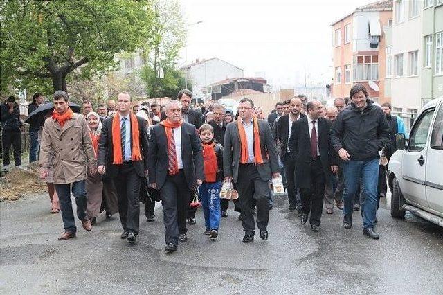 Ak Parti Eyüp Belediye Başkan Adayı Düğmeciler Sevgi Yürüyüşüne Katıldı