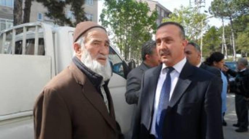 Hastane M&uuml;d&uuml;r&uuml;ne Makamında &ccedil;irkin saldırı