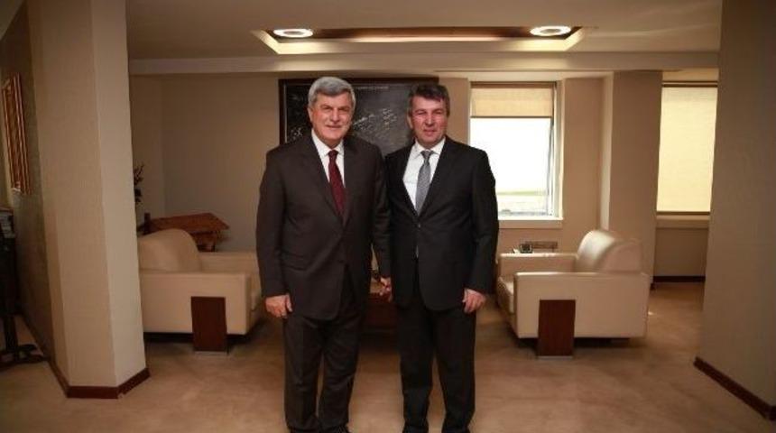 Başsavcı K&uuml;&ccedil;&uuml;k Başkan Karaosmanoğlu'nu Ziyaret Etti