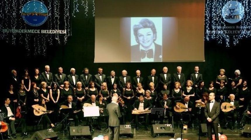 Zeki M&uuml;ren B&uuml;y&uuml;k&ccedil;ekmece'de Eserleriyle Anıldı