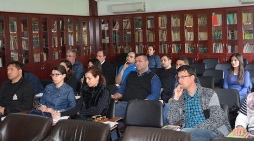 Tekirdağ Bağcılık Araştırma İstasyonu M&uuml;d&uuml;rl&uuml;ğ&uuml;&rsquo;nden 'bağcılık' Eğitimi