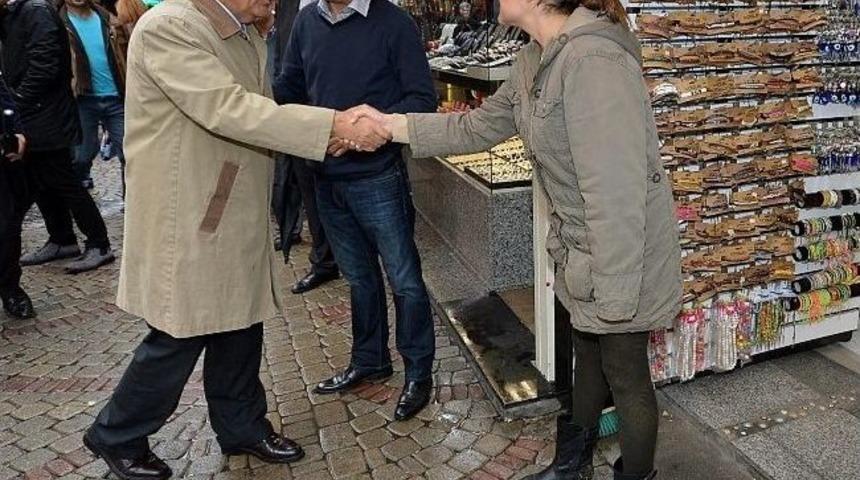 Kocaoğlu, Konak'ta Pektaş'a Omuz Verdi