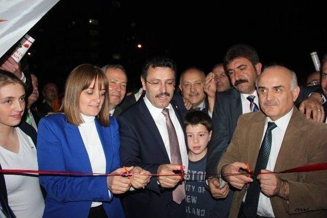 Ak Parti'nin 3 Nolu Erdoğdu Mahallesi Seçim İrtibat Bürosu Görkemli Bir Törenle Açıldı