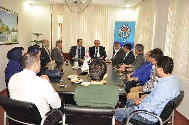 Ak Parti Adayı Barut, “hedefimiz Manavgat’ı Büyütmek”