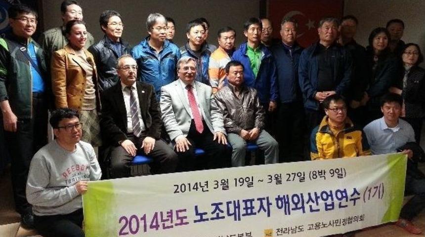 G&uuml;ney Kore İş&ccedil;i Sendikaları Federasyonu'ndan T&uuml;rkiye Kamu-sen'e Ziyaret