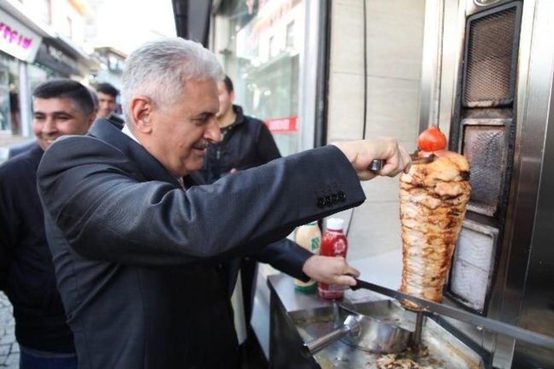 Kemeraltı'nda 'yıldırım' Tur