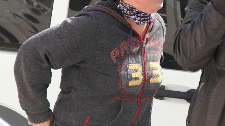 "ya Benim Olacak Ya Toprağın"