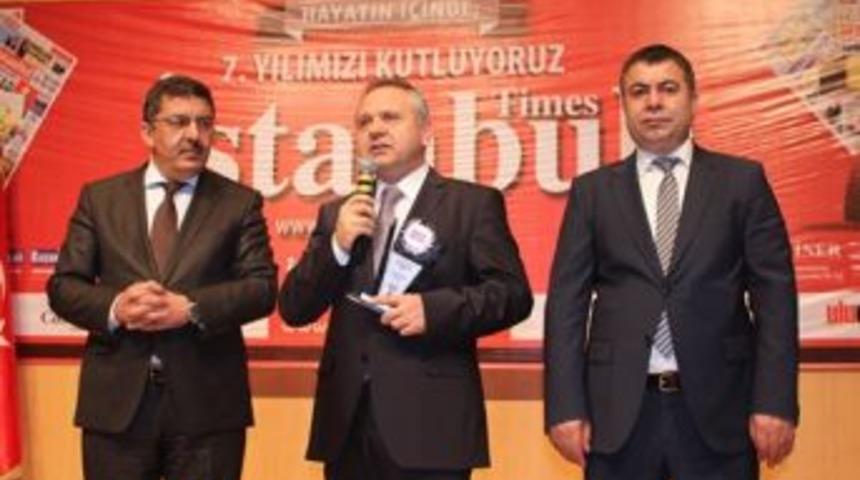 Feyzullah &Ouml;zcan İstanbul&rsquo;da yılın kaymakamı se&ccedil;ildi
