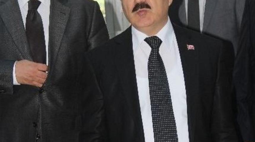 Vali Coş: "verilen Kimlikle Suriyeliler Oy Kullanamaz"