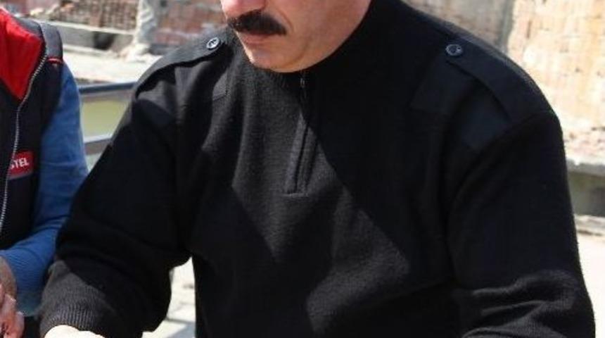 Ev Yandı, Kur'an Yanmadı