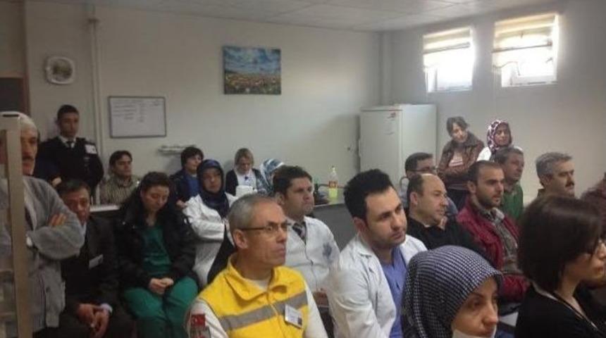 Hastane &Ccedil;alışanlarına Beyaz Kod Eğitimi Verildi