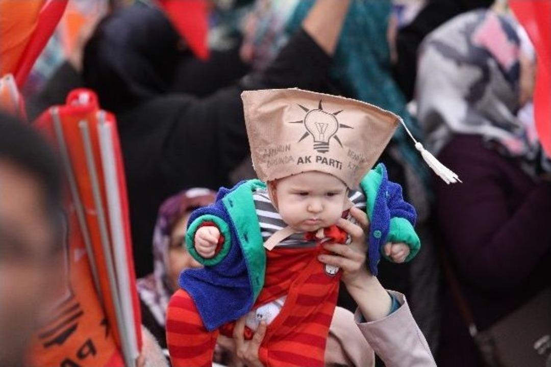 Erdoğan: "hoca Mısın Yoksa İstihbarat Şefi Mi"