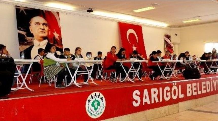 Sarıg&ouml;l&rsquo;de Okullar Bilgi Ve K&uuml;lt&uuml;rde Yarıştı