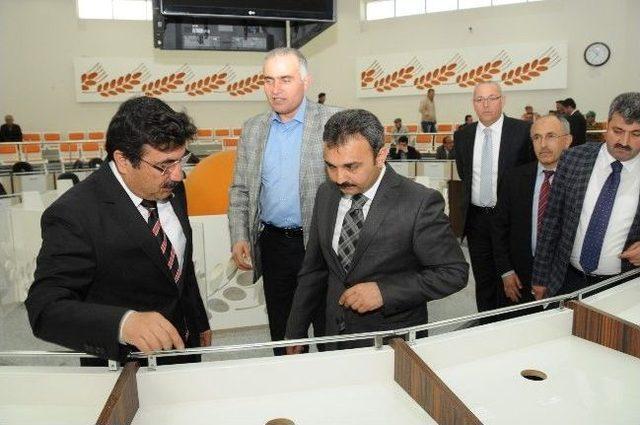 Başkan Külcü’den Ticaret Borsası’na Ziyaret