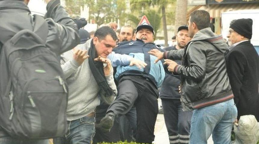 Torbalı&rsquo;da Afiş Tartışması