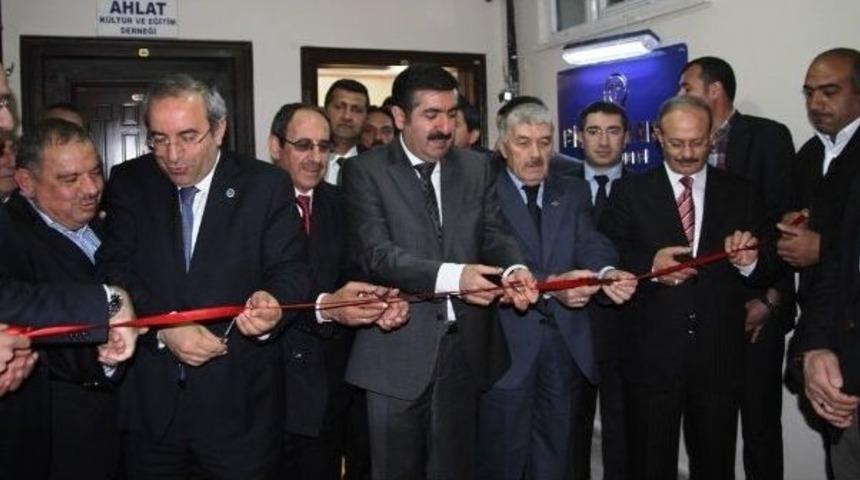 Birlik Vakfı Van Şubesi A&ccedil;ıldı