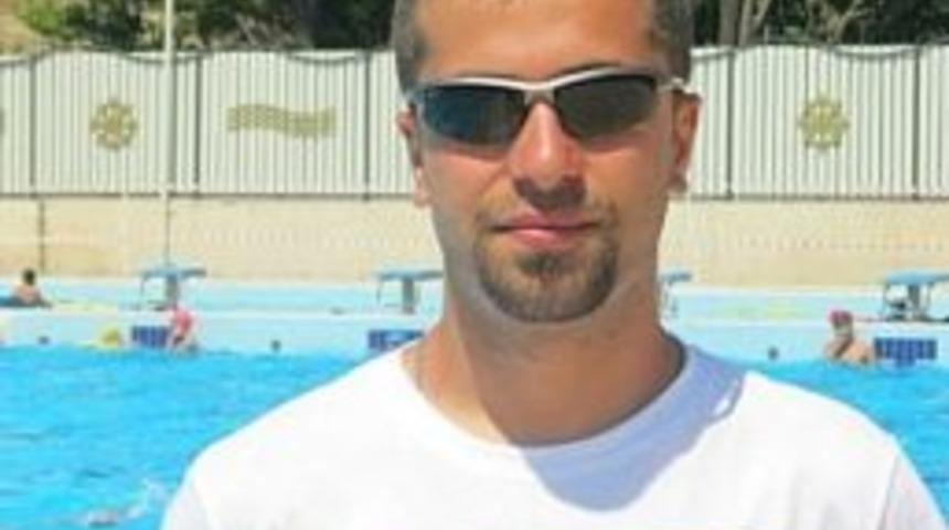 Karaaslan, Masterler Y&uuml;zme Yarışmasında 3. Oldu