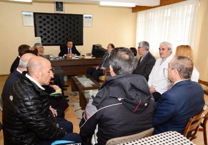 Vali Altıparmak Sigarayı Bırakan Öğretmenleri Tebrik Etti G4