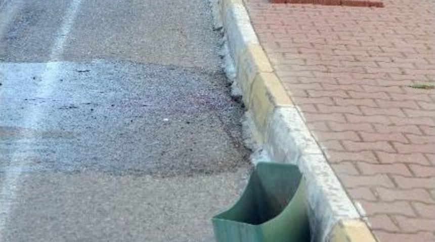 Motosiklet Temizlik İş&ccedil;isine &Ccedil;arptı