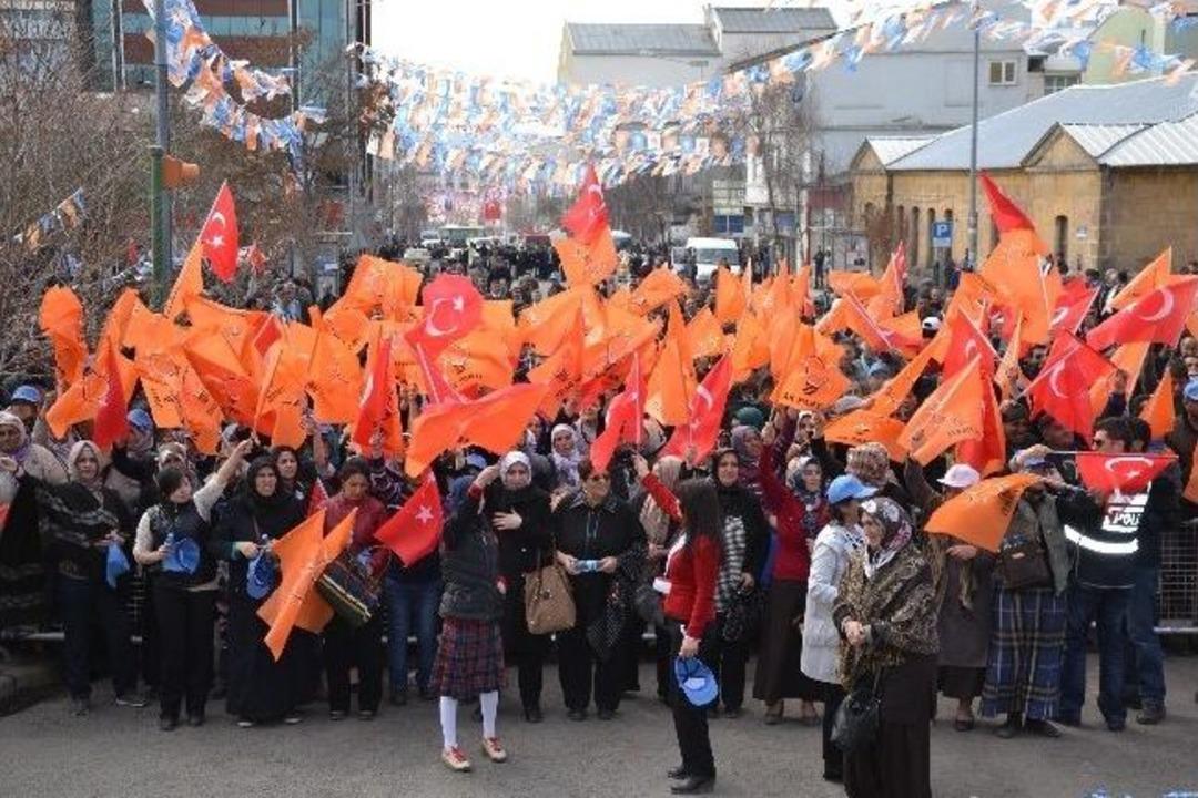 Numan Kurtulmuş Ardahan'da Konuştu