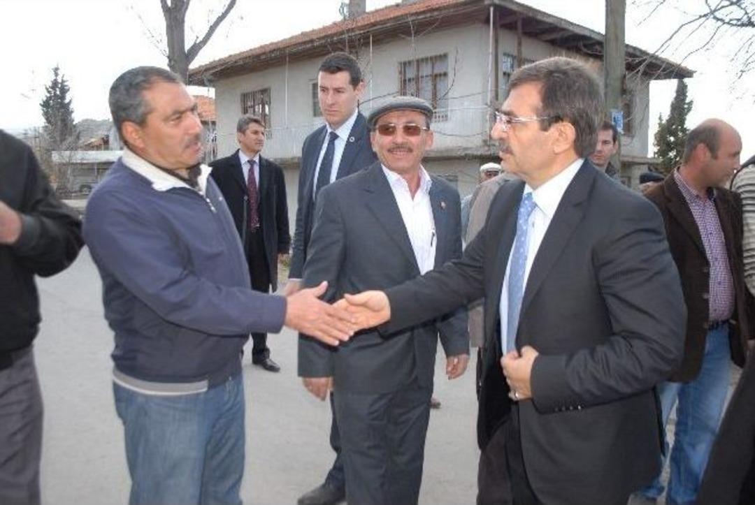 Bakan G&uuml;ll&uuml;ce, Burdur&rsquo;da