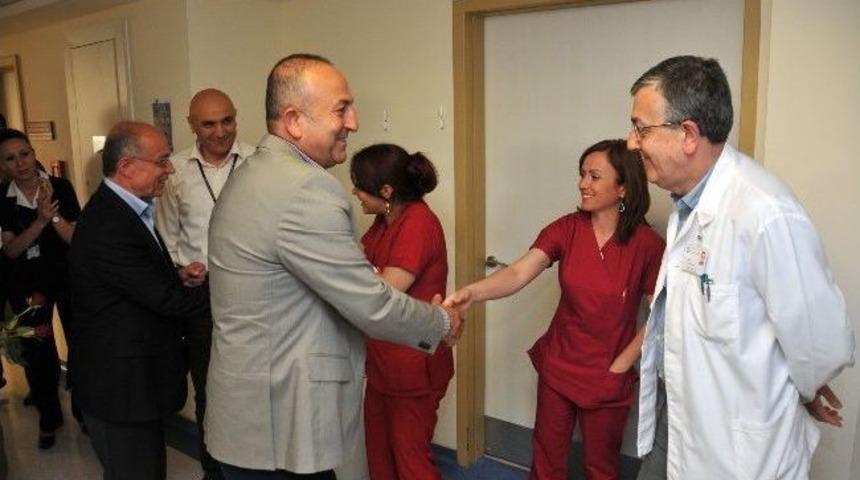 Bakan &Ccedil;avuşoğlu: "370 Bin T&uuml;rk&rsquo;&uuml; Avrupa'ya G&ouml;nderdik"