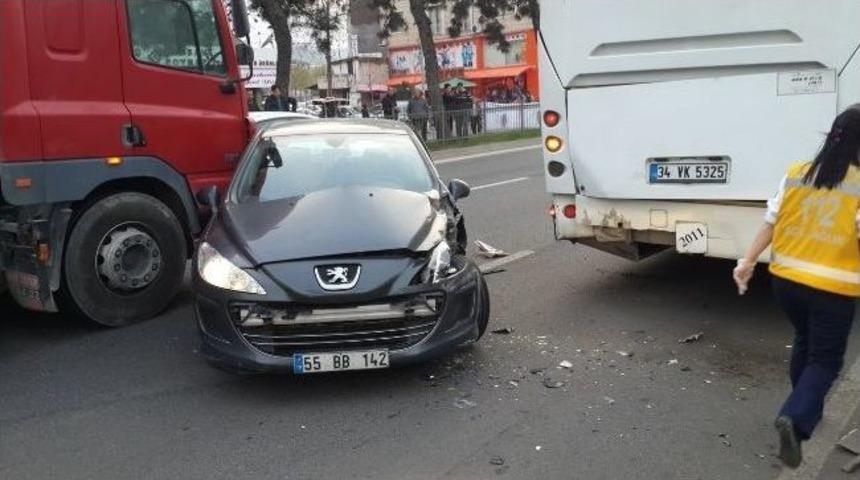 Fatsa&rsquo;da Zincirleme Kaza: 1 Yaralı