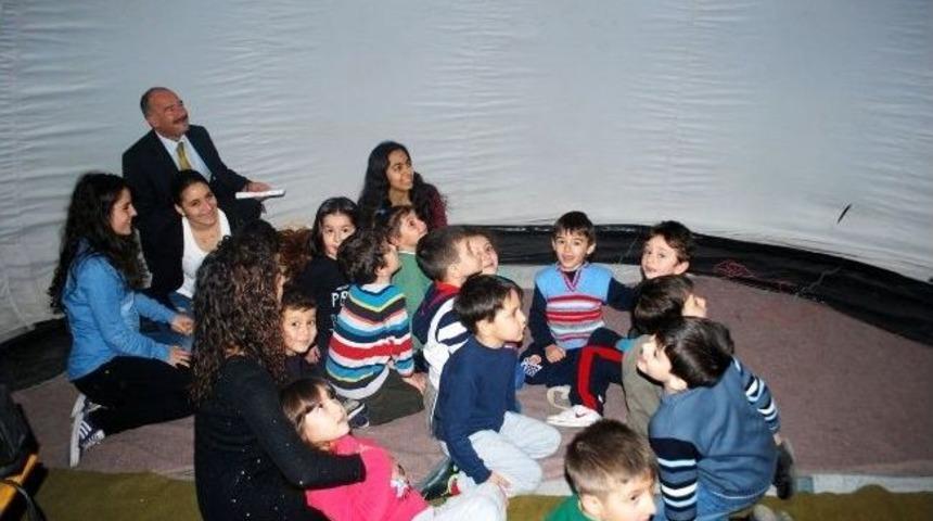 &Ouml;ğrencilerin Uzay &Ccedil;adırı Heyecanı