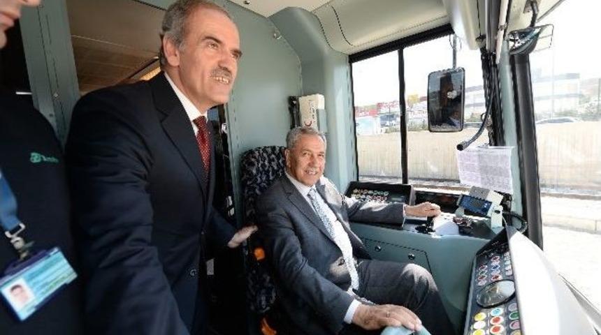 Raylı Ulaşım G&uuml;rsu İle Buluştu