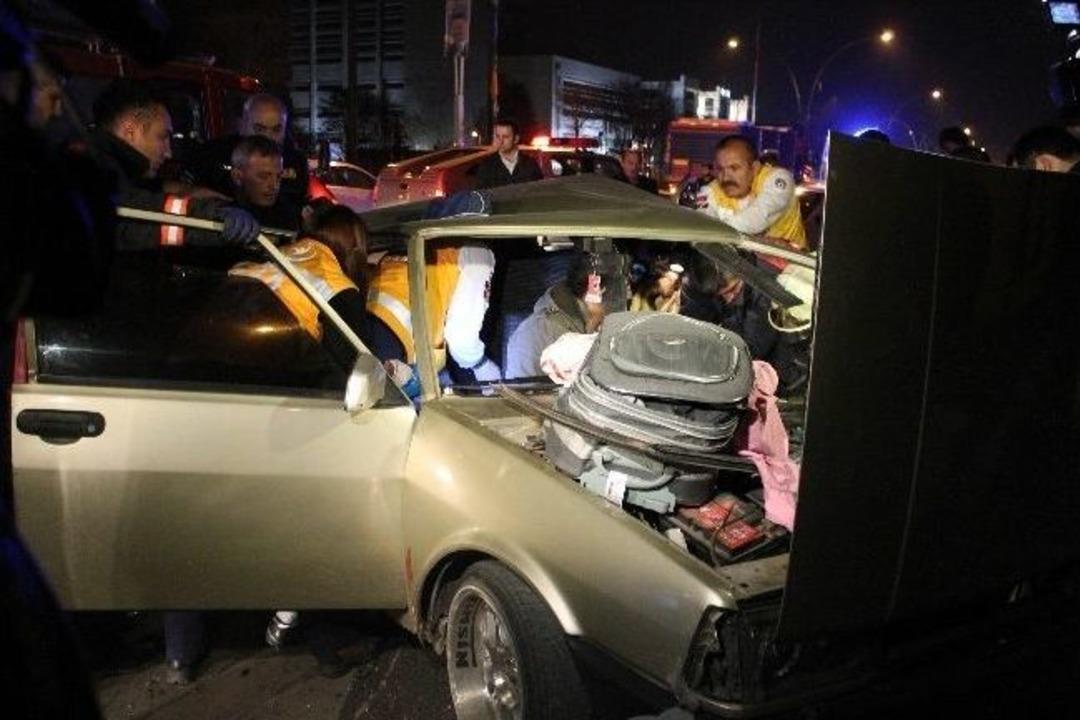 Başkent&rsquo;te Zincirleme Trafik Kazası: 4 Yaralı