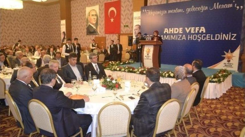 Bakan Davutoğlu, Ahde Vefa Programına Katıldı