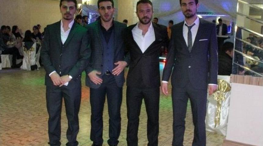 Atat&uuml;rk &Uuml;niversitesinde &Ouml;ğrenim G&ouml;ren Oltulu &Ouml;ğrenciler, Birlik Ve Beraberlik Gecesinde Bir Araya Geldi