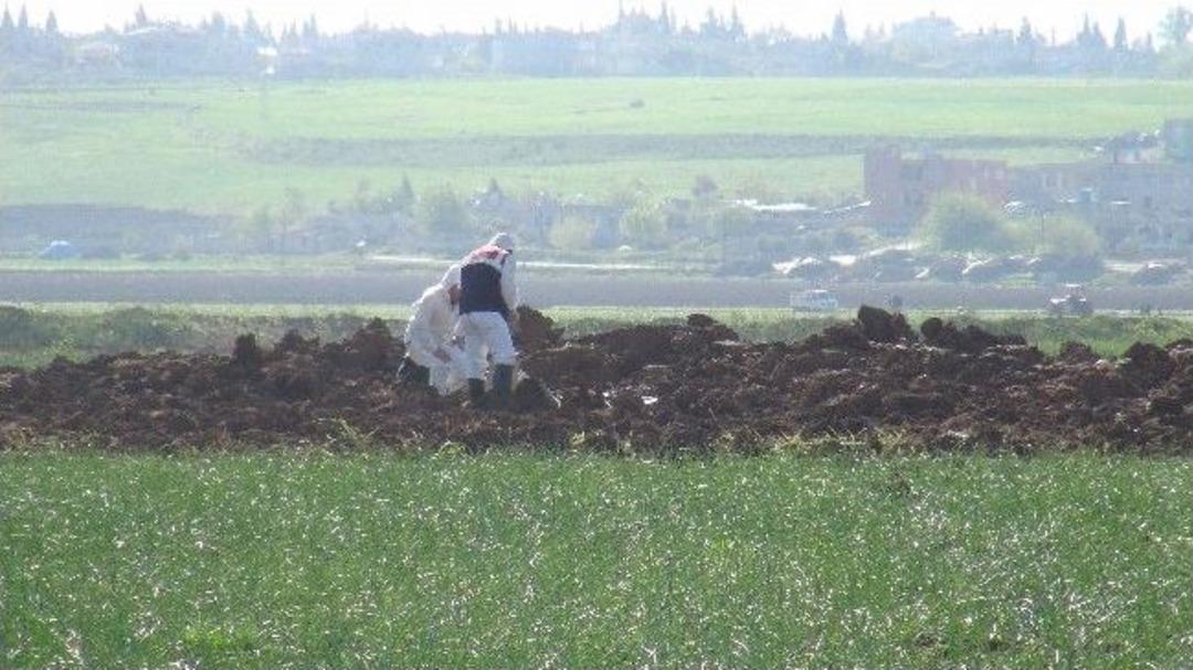 Reyhanlı Kırsalına D&uuml;şen Top Mermisi Bulundu