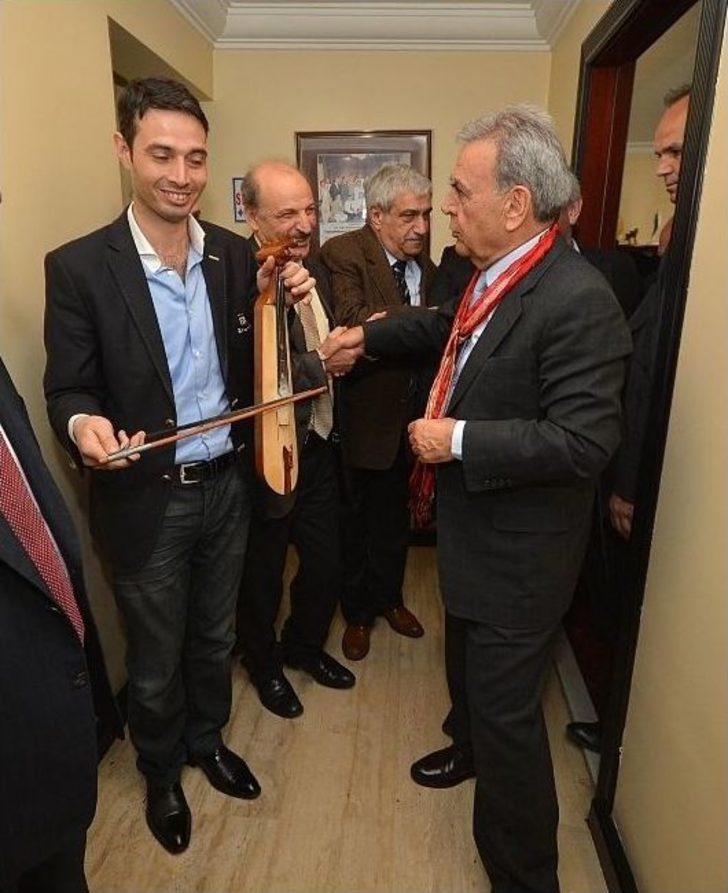 Kocaoğlu'nun Seçim Turları Tamgaz Sürüyor G5