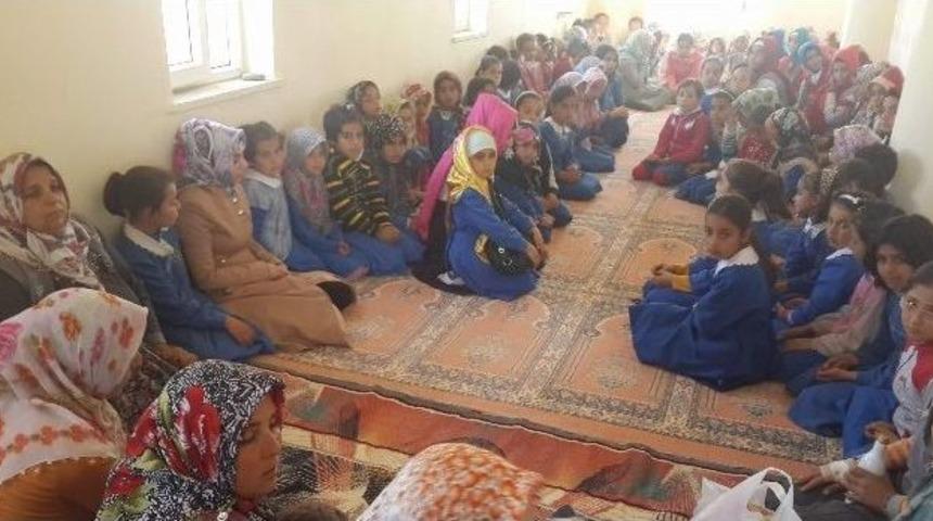 İkizce İlkokulu&rsquo;ndan Mevlit Etkinliği