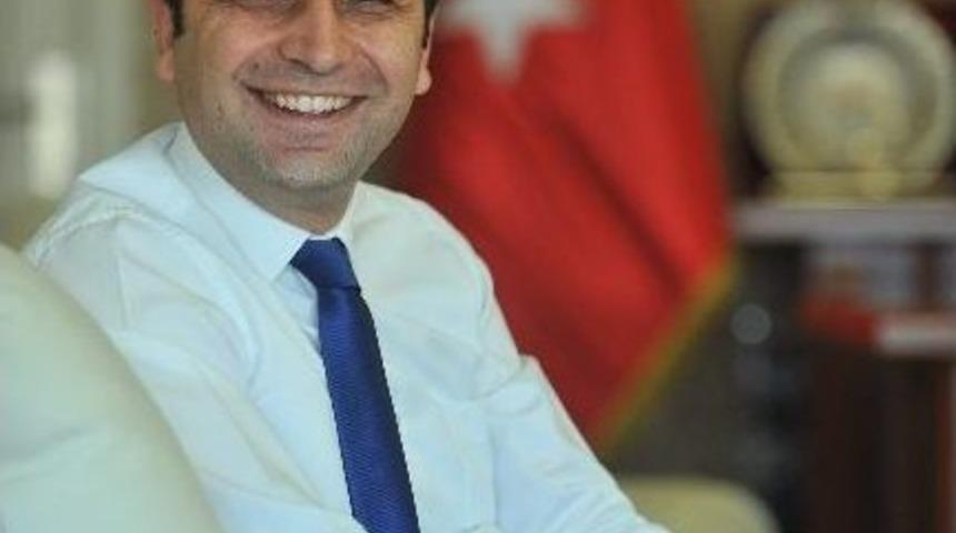 İl Başkanı K&ouml;se, &ldquo;tiyatro, Toplum K&uuml;lt&uuml;r&uuml;n&uuml; Geliştirir&rdquo;