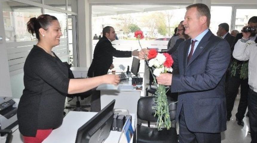 Daniş&rsquo;ten Belediye &Ccedil;alışanlarına Ziyaret