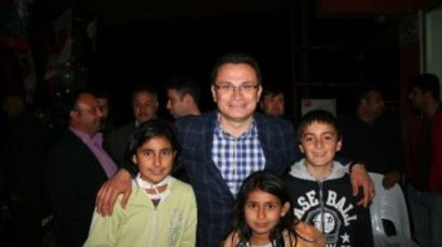 Mhp Adayı &Ouml;zen, &ldquo;g&ouml;n&uuml;llerinize Talibim&rdquo;