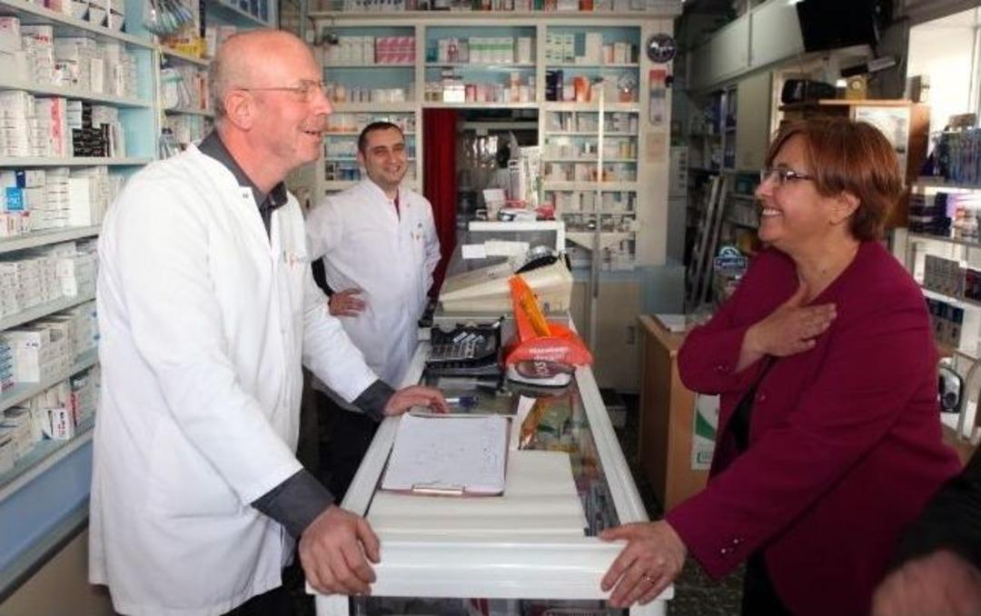 Chp'li Pektaş, Bir G&uuml;nde 8 Mahalleyi Gezdi