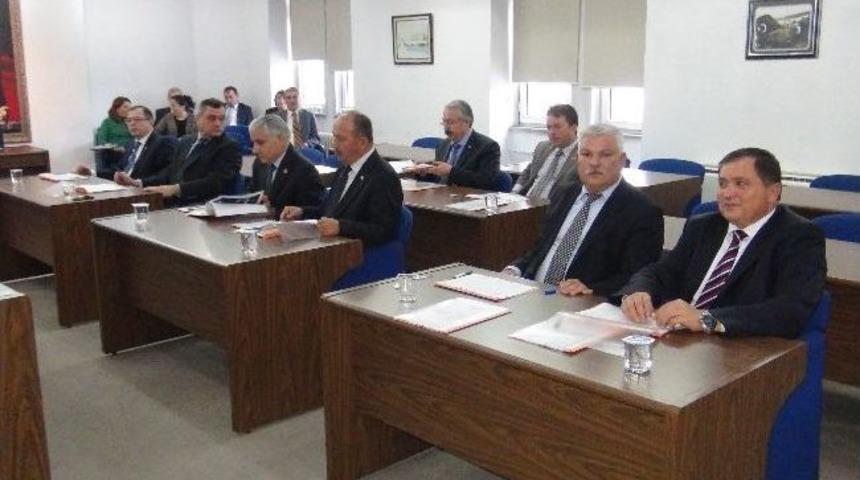 İl Genel Meclisi Olağan&uuml;st&uuml; Toplandı