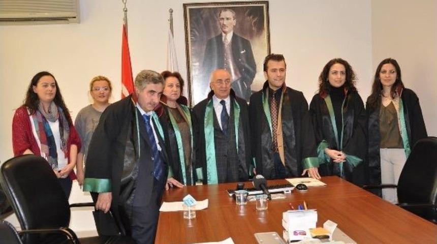 Eskişehir Barosu 'd&uuml;nya Tiyatrolar G&uuml;n&uuml;'n&uuml; Kutladı